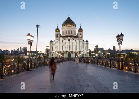 Brücke patriarshiy am meisten und die Kathedrale von Christus dem Erlöser mit Skyline Moskau, Moskau, Russland Stockfoto