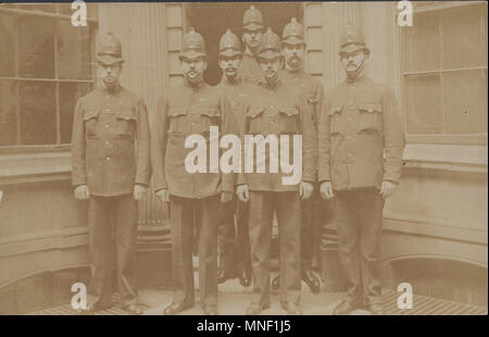 1908 Bild einer Gruppe von Polizisten in London, England Stockfoto