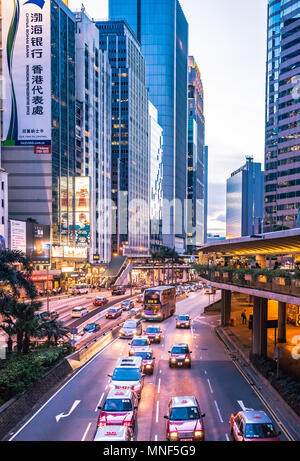 Hongkong, den 12. Juli 2017 - Verkehr in Central, Hong Kong Stockfoto