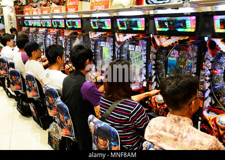 Japanische spiel Pachinko, Arcade, Tokio, Japan Stockfoto