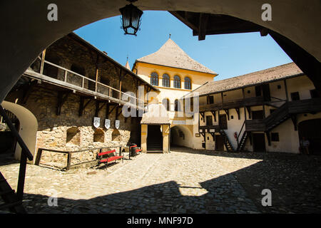 Prejmer, Rumänien - 21. JULI 2017: Rumänien, Prejmer Festung oder Tartlau, gebaut von Teutonic Knights, Abwicklung der Siebenbürger Sachsen. Stockfoto
