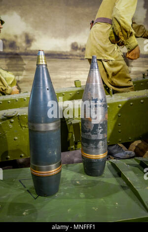 BELARUS, Minsk - Mai 01, 2018: in der Nähe von Bomben während des Krieges im Inneren des Museums des Großen Vaterländischen Krieges in Minsk verwendet Stockfoto