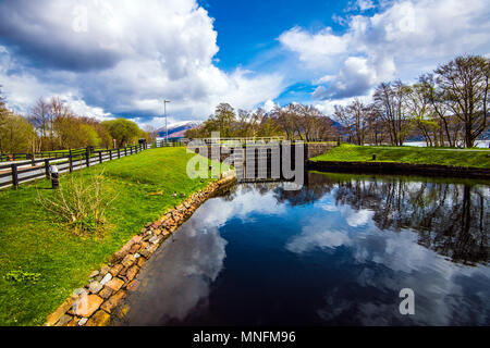 Panorama übersicht Corpach Double Lock Kanal Navigation in der Nähe von Fort William und Loch Linnhe in den Highlands von Schottland Stockfoto