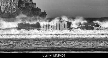 El Pescador Leuchtturm von La Salvé Strand, Laredo, Biscaya, Kantabrien, Spanien, Europa Stockfoto