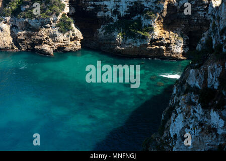 Die Steilküste des Cap Negre, der perfekte Balkon in Richtung Portixol Beach und Cap Prim, Javea, Alicante, Costa Blanca, Spanien Stockfoto