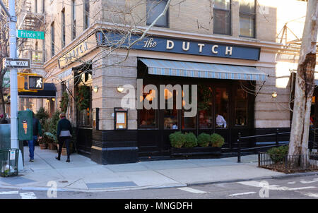 Die Niederländische, 131 Sullivan St, New York, NY. aussen Storefront eines Restaurants im Viertel SoHo in Manhattan. Stockfoto