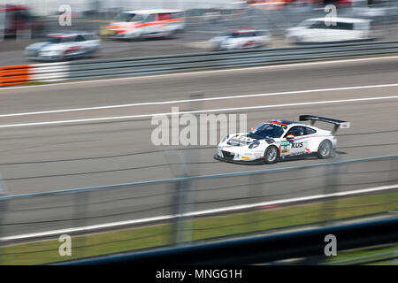 Porsche 911 GT3 RS; racing Nürburgring; Rennstrecke; Schiene; Titel; F 1; DTM; GT Masters; Porsche Cup; Formel; Racing; grüne Hölle; Nürburgring; Rhinela Stockfoto