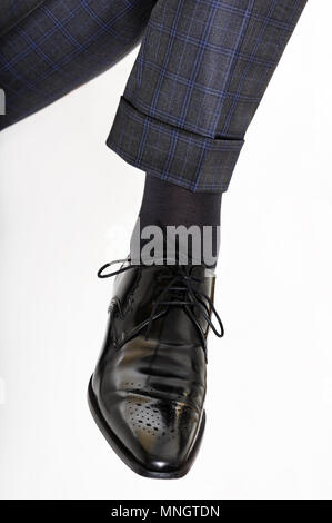 Schuhe, Mode, Herren, sauber, gepflegt, schwarz, klassisch, Bein, Fuß, Leder, Schnürsenkel, richtig, Lifestyle, männlich, formell Stockfoto