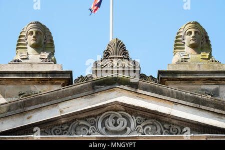 Außen an der Royal Scottish Academy, Kunstmuseum, auf dem Damm in Edinburgh, Schottland, Vereinigtes Königreich, UK. Stockfoto