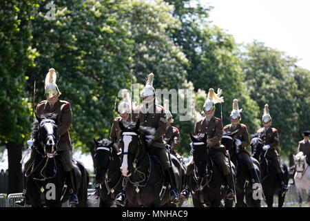 Windsor, Großbritannien. 17. Mai 2018. Eine vollständige Generalprobe der königlichen Hochzeit von Prinz Harry und Meghan Markle erfolgt in Windsor Credit: Tinte Drop/Alamy leben Nachrichten Stockfoto