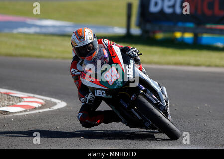 Portrush, Nordirland. 17 Mai, 2018. Internationale North West 200 Motorrad Rennen, Donnerstag Racing; Jeremy McWilliams Credit: Aktion plus Sport/Alamy leben Nachrichten Stockfoto