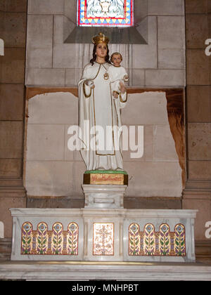 Die selige Jungfrau Maria mit dem Jesuskind im Inneren der Kathedrale Sainte-Marie-Majeure de Marseille, Bouches-du-Rhône der Region Provence-Alpes-Côte d'Azur, Frankreich Stockfoto