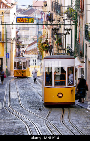 Bica Standseilbahn, Elevador da Bica oder Ascensor da Bica, Lissabon, Portugal Stockfoto