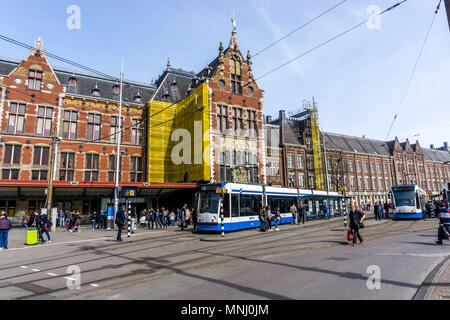 Innerhalb der Hauptbahnhof von Amsterdam, Amsterdam, Niederlande, Europa. Stockfoto