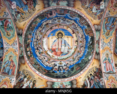 Das Kloster des Heiligen Ivan von Rila, besser als das Kloster Rila bekannt ist der größte und berühmteste Orthodoxen Kloster in Bulgarien. Stockfoto