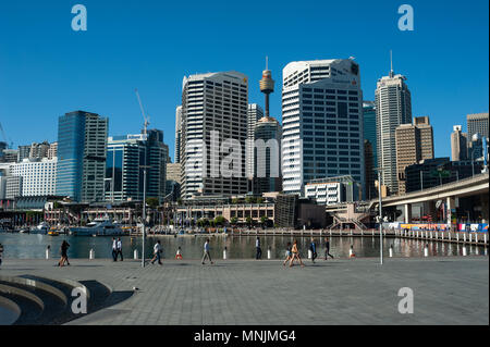 07.05.2018, Sydney, New South Wales, Australien - ein Blick von Darling Harbour in Sydney die Skyline des Central Business District. Stockfoto