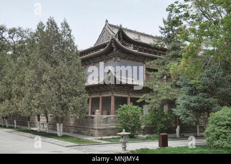 Eines der alten Gebäude auf der Dafo Tempel (Große Buddha Tempel), aus 1100, Zhangye, Gansu, China Stockfoto