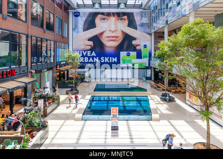 Niederlande, Utrecht, 16. November 2017 - Hoog Catharijne Shopping Mall in Utrecht. Stockfoto