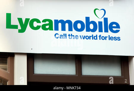 Amsterdam, Niederlande, 2. Februar 2017: Briefe lycamobile an einer Wand in Amsterdam Stockfoto