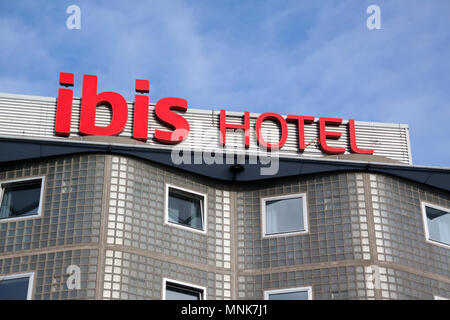 Amsterdam, Niederlande, 26. Dezember 2015: Europäische Hotelkette IBIS, Dieses Hotel in Amsterdam befindet. Stockfoto