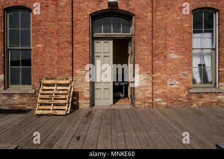 Der ehemalige Michigan Central Rail Road Anwesen in St. Thomas, Ontario, Kanada, darunter das der Werkstatt und die CASO-Station. Stockfoto