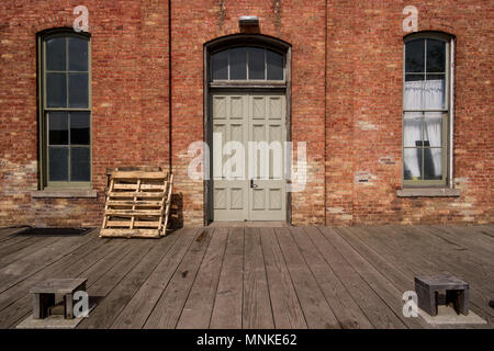 Der ehemalige Michigan Central Rail Road Anwesen in St. Thomas, Ontario, Kanada, darunter das der Werkstatt und die CASO-Station. Stockfoto