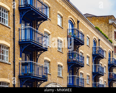 Pierhead Wharf Residenzen, Wapping High Street, London, UK. Stockfoto