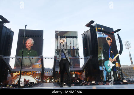 17/5/2018. Ja, die Jungs sind wieder in der Stadt! Mick Jagger spielt die Menge mit Keith Richards, Ronnie Wood und Charlie Watts von den Rolling Stones zur Unterstützung, wie sie im Croke Park in Dublin heute Abend spielte, auf der ersten Etappe ihrer Steine - Kein Filter Tour. Nach der Show werden Sie wieder nach England fliegen die Tour mit London, Edinburgh and Cardiff, um fortzufahren. Foto: Leon Farrell/RollingNews.ie Stockfoto