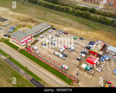 Luftaufnahmen von Redrow Wohnungen Standort-Ebbsfleet Grün in Ebbsfleet Garden City, Kent, Großbritannien Stockfoto