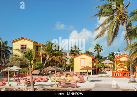 Caye Caulker, Belize - Dezember 20, 2016: Blick auf das Hotel am Strand in Caye Caulker. Es ist eine kleine Insel in der Nähe von Ambergris Caye, Belize. Stockfoto