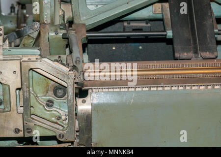 Linotype Maschine, Modell der Klägerin H 121, Stern & Co, Girona City History Museum, Girona, Katalonien, Spanien Stockfoto