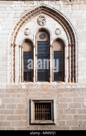 Windows auf Saint Mary Kathedrale in Toledo, Spanien Stockfoto