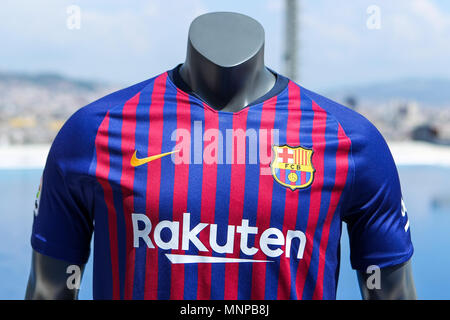 Piscines de Montjuic, Barcelona, Spanien, 19. Mai 2018. FC Barcelona Kit Start für die Saison 2018-2019; Neue FC Barcelona Trikot für die Saison 2018-19 Quelle: Aktion Plus Sport Bilder/Alamy Live News Credit: Aktion Plus Sport Bilder/Alamy leben Nachrichten Stockfoto