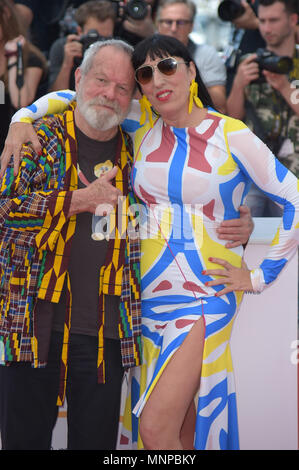 Cannes, Frankreich. 19 Mai, 2018. 71. Filmfestival in Cannes 2018, Fotoshooting Film "Der Mann, der getötet Don Quixote". Im Bild: Terry Gilliam, Rossy De Palma Credit: Unabhängige Fotoagentur/Alamy leben Nachrichten Stockfoto