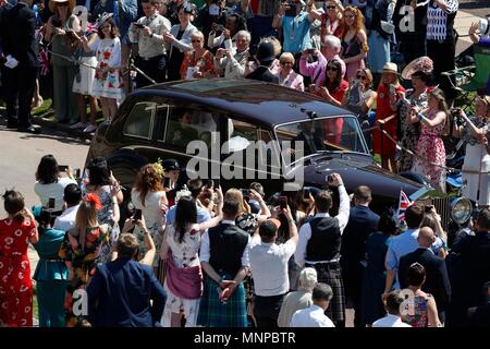 Windsor. 19 Mai, 2018. Prinz Harry's Braut Meghan Markle kommt in Windsor Castle für Ihre Hochzeit mit der britischen Prinzen Harry in Windsor, Großbritannien am 19. Mai 2018. Credit: Han Yan/Xinhua/Alamy leben Nachrichten Stockfoto