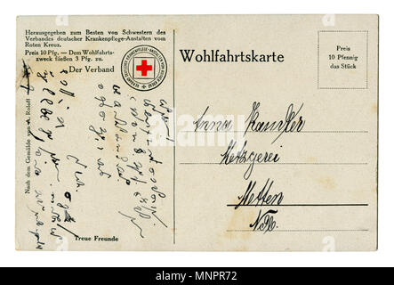 Rückseite des Alten Deutschen Weltkrieg Postkarte (MNPR 6 Y) Kurzschrift schreiben in schwarzer Tinte geschrieben. Rotes Kreuz, 1914-1918, Deutschland, Wwi Stockfoto