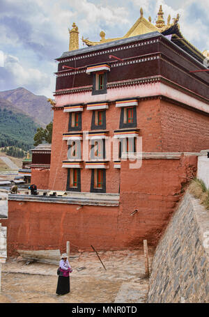 Tibetischen Pilger Kora, Labrang Monastery, Xiahe, Gansu, China Stockfoto