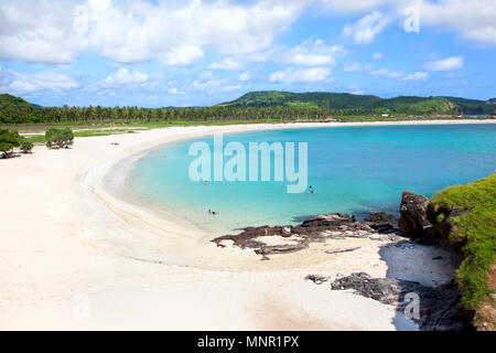 Lange Tanjung Aan White Sand Beach, Lombok, Indonesien Stockfoto