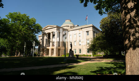 Eine horizontale Zusammensetzung der North Carolina State Haus in der Innenstadt von Raleigh entfernt Stockfoto