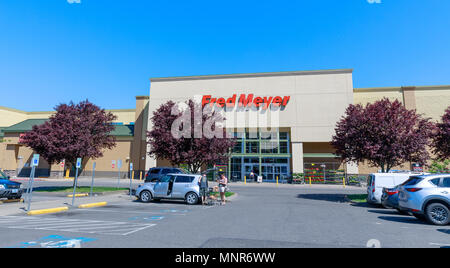 Portland, Oregon - 14. Mai 2018: Fred Meyer, Inc., ist eine Kette von SB-Warenhaus superstores Stockfoto