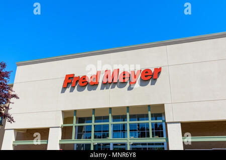 Portland, Oregon - 14. Mai 2018: Fred Meyer, Inc., ist eine Kette von SB-Warenhaus superstores Stockfoto