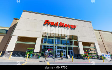 Portland, Oregon - 14. Mai 2018: Fred Meyer, Inc., ist eine Kette von SB-Warenhaus superstores Stockfoto