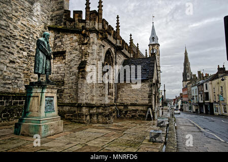 Der Bau der St. Peters Kirche, Dorchester, Dorset, stammt weitgehend aus der Mitte des fünfzehnten Jahrhunderts, deutlich in 1856-7 durch J Hicks wiederhergestellt. Stockfoto