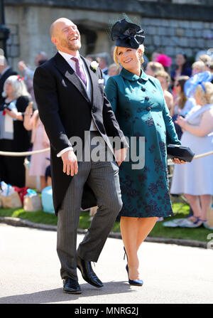 MIke Tindall und Zara Tindall kommt an der St. George's Chapel auf Schloss Windsor für die Hochzeit von Meghan Markle und Prinz Harry. Stockfoto