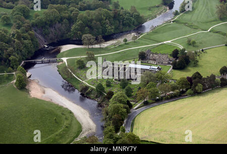 Luftaufnahme von Bolton Priory in Bolton Abbey in der Nähe von Skipton, North Yorkshire, Großbritannien Stockfoto