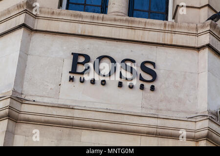 Hugo Boss Store auf der Kings Road in Chelsea, London Stockfoto