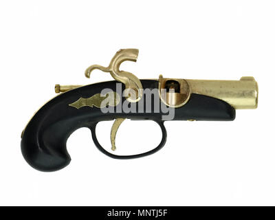 Alte vergoldete Pistole auf weißem Hintergrund Stockfoto