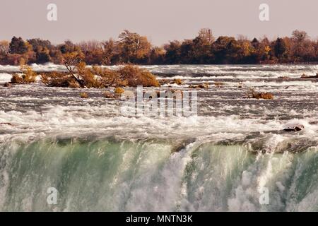 Postkarte mit einer erstaunlichen Niagara Wasserfall Stockfoto