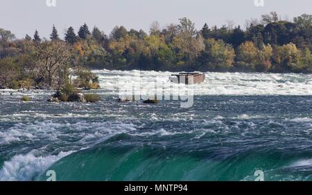 Isolierte Bild eines erstaunlichen Niagara River Stockfoto