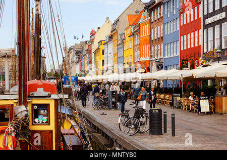 Kopenhagen, Dänemark - 24 August, 2017: Blick auf die Kopenhagener Viertel Nyhavn. Stockfoto